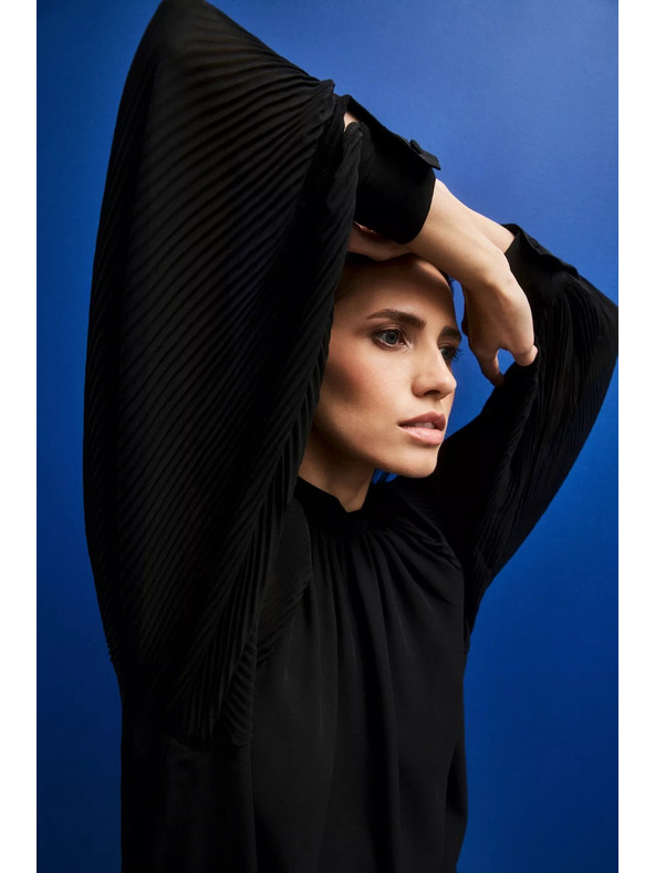 Moodo Črna bluza s prosojnimi rokavi