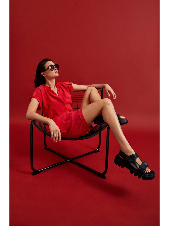 Moodo Rdeče lanene kratke hlače