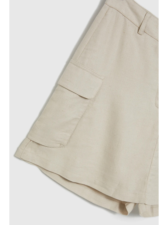 Moodo Kremaste kratke hlače z žepi