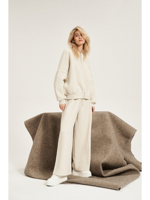 Moodo Kremast bomber