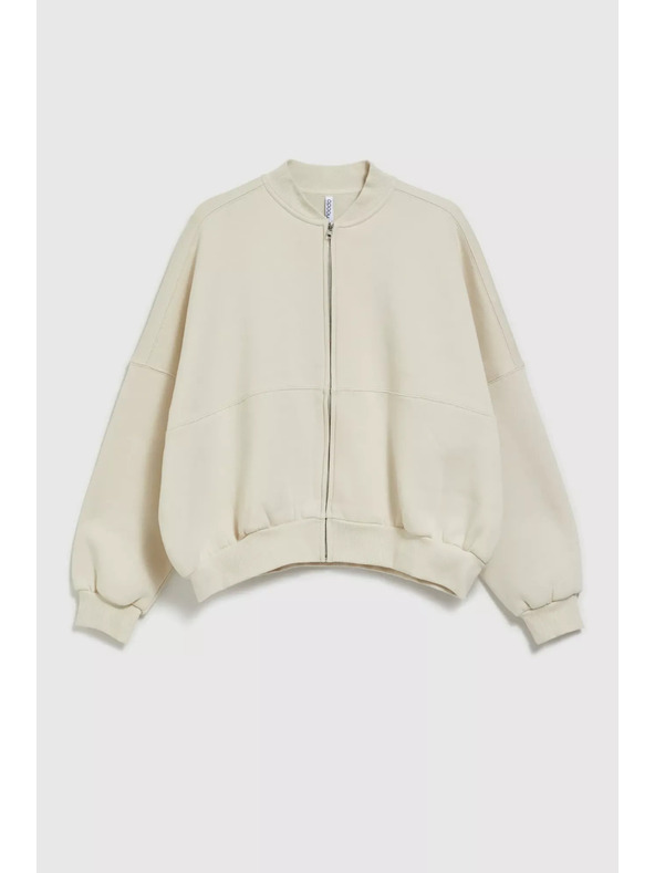 Moodo Kremast bomber