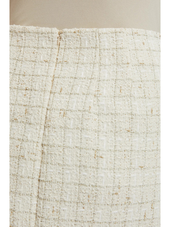 Moodo Kremasta pisana pouzdasta krilo