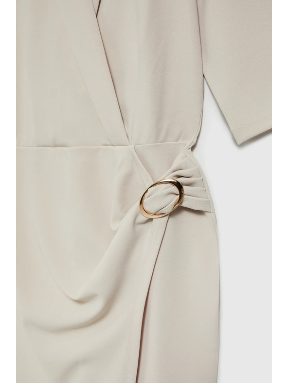 Moodo Kremaste zavihane obleke