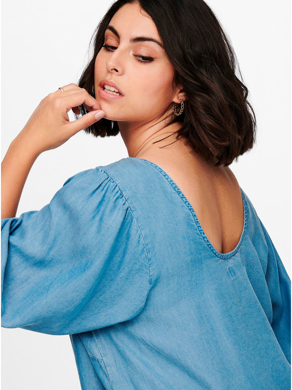 ONLY CARMAKOMA Modra bluza iz džinsa ONLY CARMAKOMA