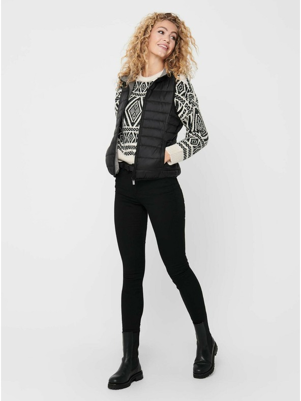 ONLY Črna ženska prešita jopica s kapuco ONLY New Tahoe