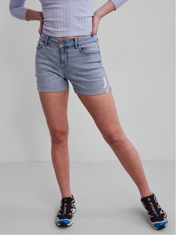 Pieces Svetlo modre kratke hlače iz džinsa z raztrganim učinkom Pieces Lisa