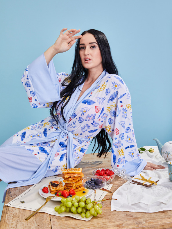 ZOOT.collab Ženska modra cvetlična halja iz kolekcije BESKY by ZOOT