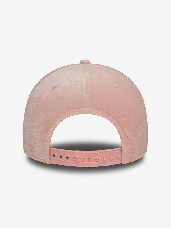 New Era Svetlo rožnata ženska semiš kapa New Era 940W MLB 9forty
