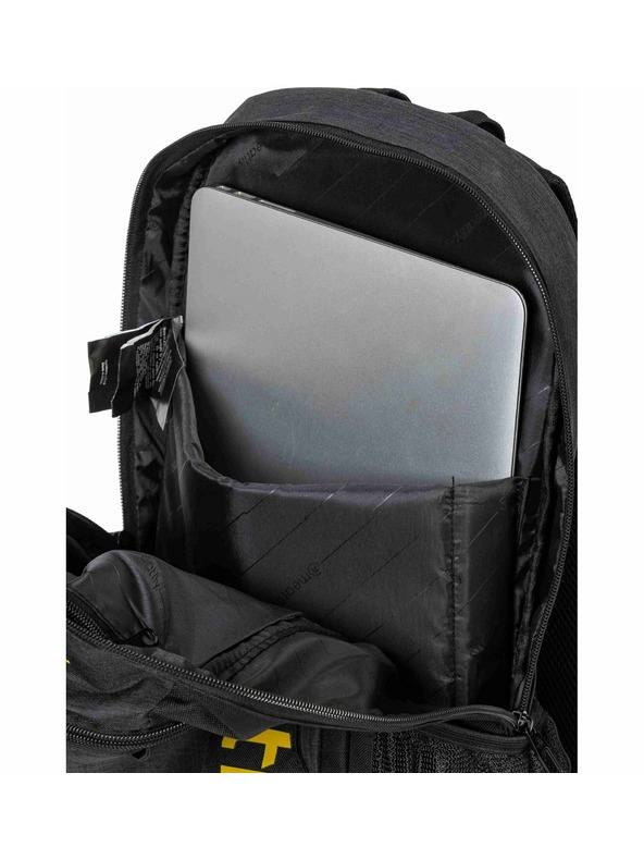Meatfly Meatfly nahrbtnik Basejumper Black / Charcoal Heather 22 L + BREZPLAČNA PERESNICA | Črna | Volumen 22 L