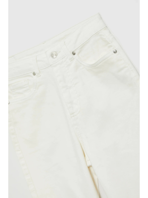 Moodo Bele ženske skrajšane kavbojke