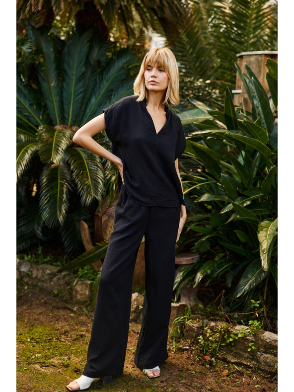 Moodo Ženske hlače Moodo - črne