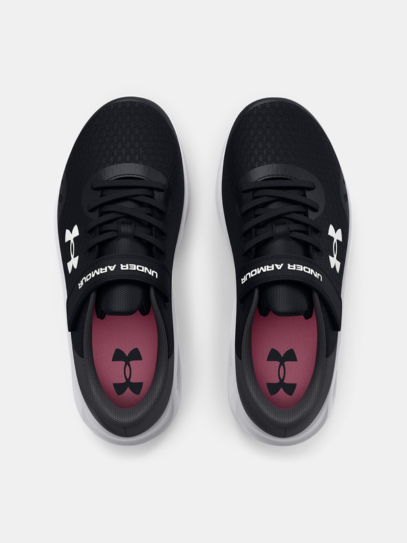 Under Armour Dekliški čevlji Under Armour UA GPS Pursuit 3 AC-BLK