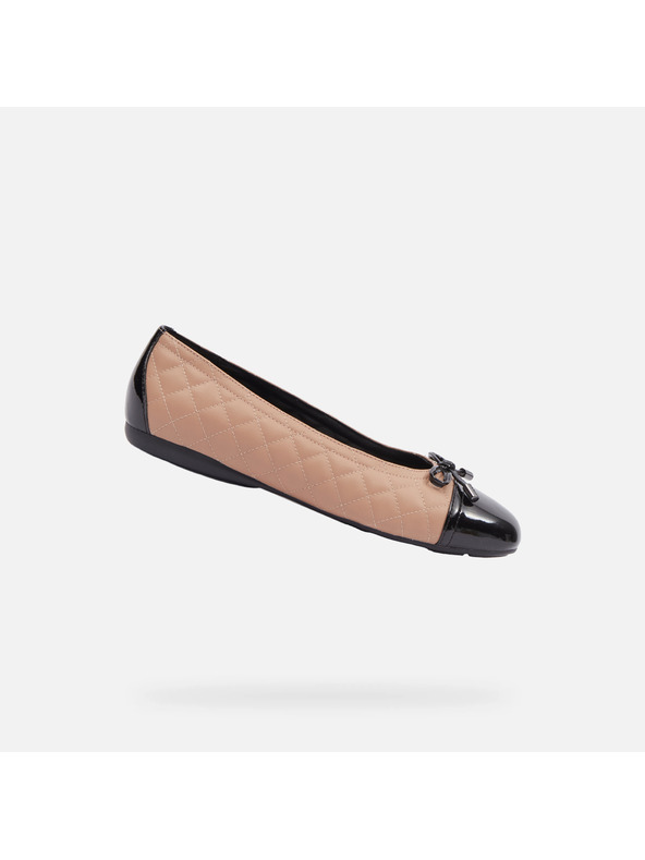 Geox Bežni ženski balerinki Geox Annytah W