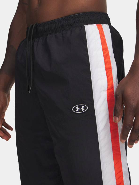 Under Armour Moške športne hlače Under Armour UA Icon Wvn Track Pnt-BLK