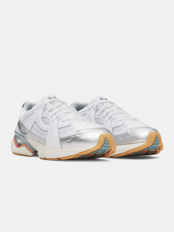 Under Armour Unisex čevlji Under Armour UA Sola-WHT