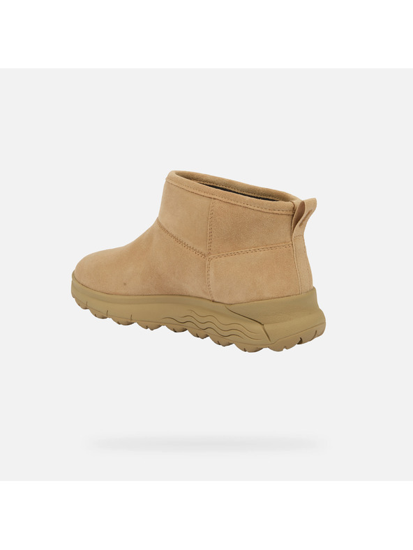 Geox Bež ženski gležnjarji Geox Spherica 4x4 B ABX