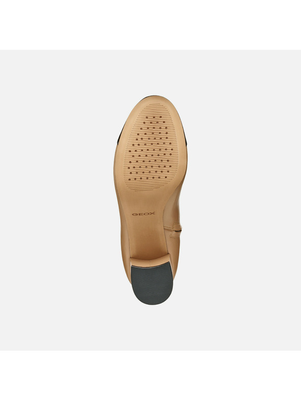 Geox Bež ženska gležnjarska obutev Geox Virnilisa 65