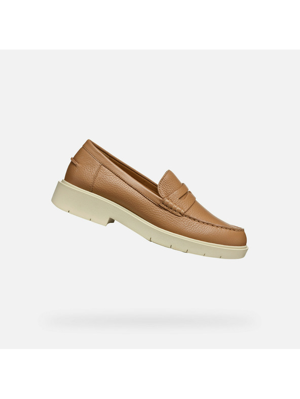 Geox Bež ženski mokasini Geox Spherica EC1