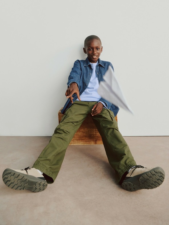 GAP Otroške cargo hlače GAP