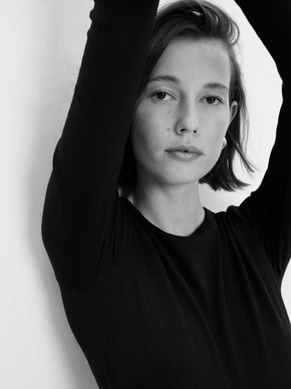 GAP Body z okroglim izrezom GAP