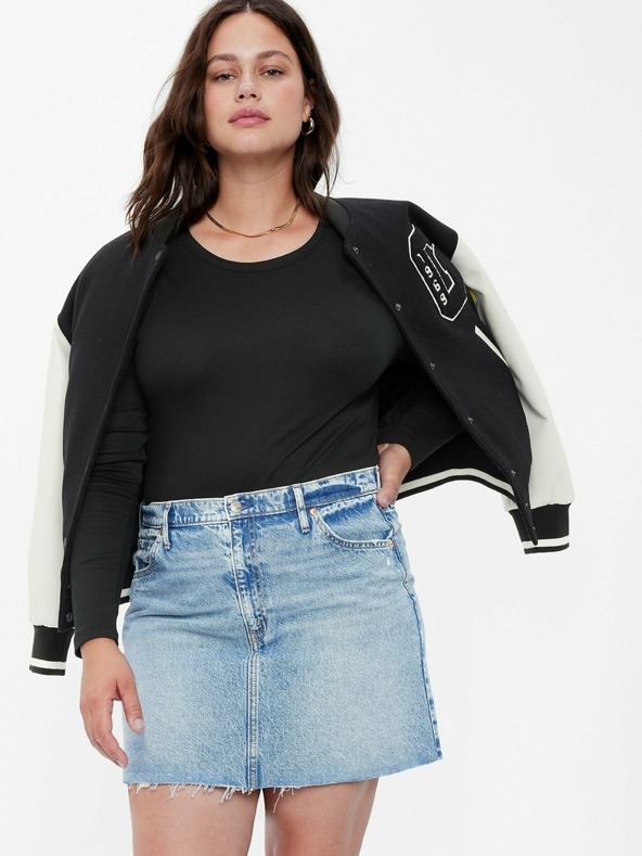 GAP Body z okroglim izrezom GAP