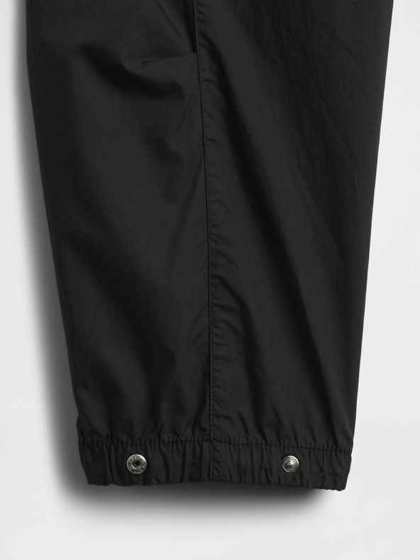 GAP Otroške tovorne hlače GAP