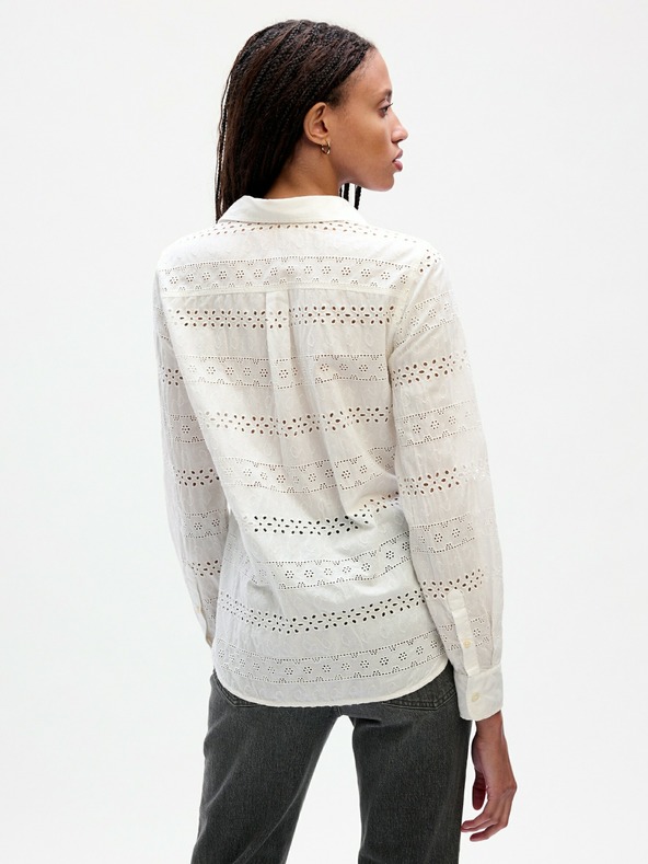 GAP Čipkovaná crop košeľa GAP