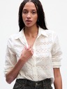 GAP Čipkovaná crop košeľa GAP
