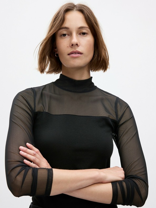 GAP Priehľadný top s dlhým rukávom GAP