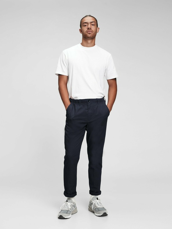 GAP Slim taper lahke hlače GapFlex GAP