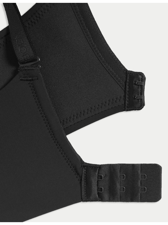 Marks & Spencer Krčilni nedrček Flexifit™ s spodnjo opornico, velikost 4 x 5, s spodnjo opornico. C-G Marks & Spencer black