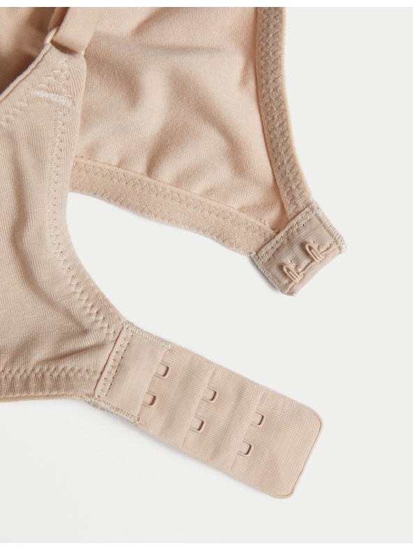 Marks & Spencer Komplet treh ženskih nedrčkov z naramnicami v bež, beli in črni barvi Marks & Spencer