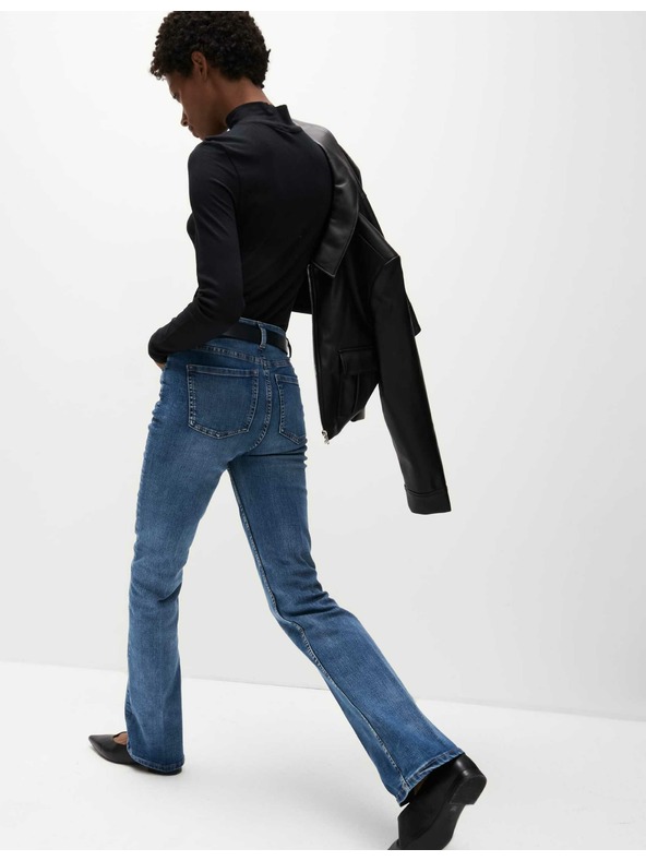 Marks & Spencer Modre ženske kavbojke s skrajšanimi hlačami Marks & Spencer