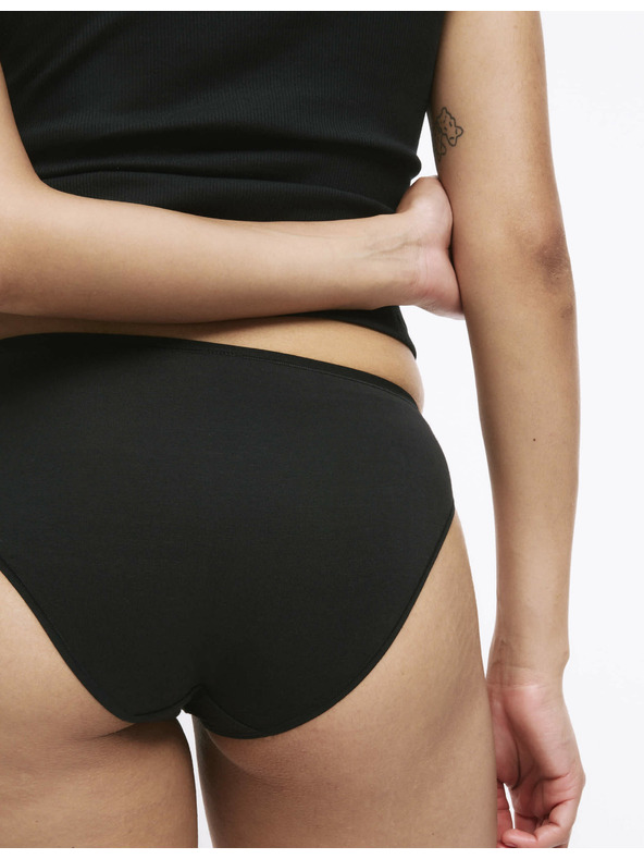 Marks & Spencer Komplet petih ženskih hlač v črni barvi Marks & Spencer