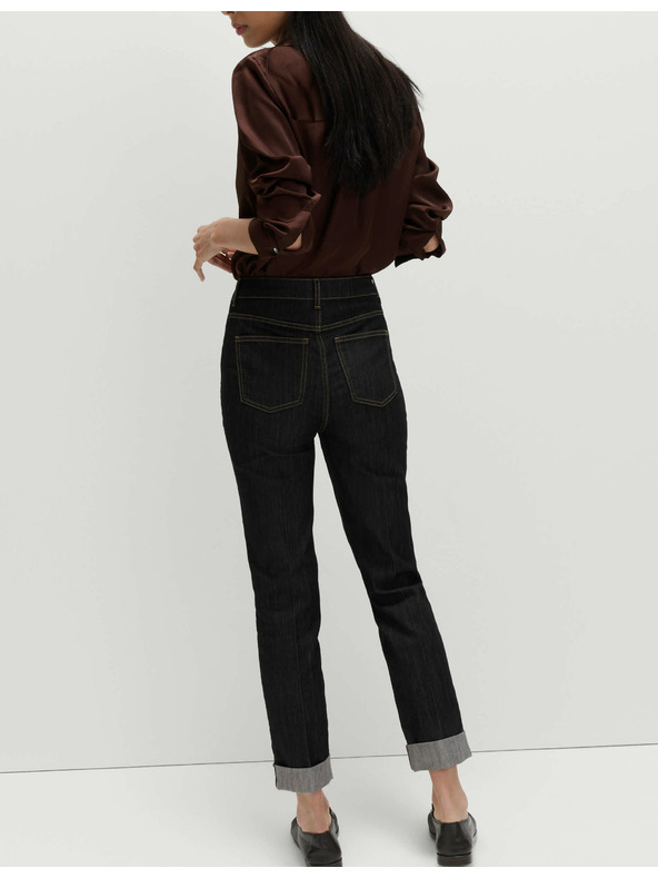 Marks & Spencer Elegantne kavbojke Harper cigaretnega kroja Marks & Spencer črne