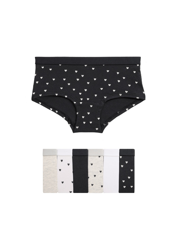 Marks & Spencer Šortky s vysokým podielom bavlny a potlačou s motívom srdca, 7 ks (5–16 rokov) Marks & Spencer čierna
