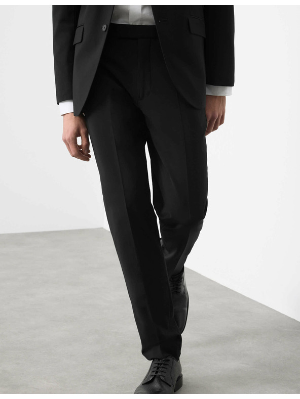 Marks & Spencer Rahlo zožene hlače iz mešanice volne Marks & Spencer