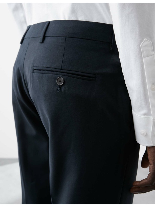 Marks & Spencer Rahlo zožene hlače iz mešanice volne Marks & Spencer