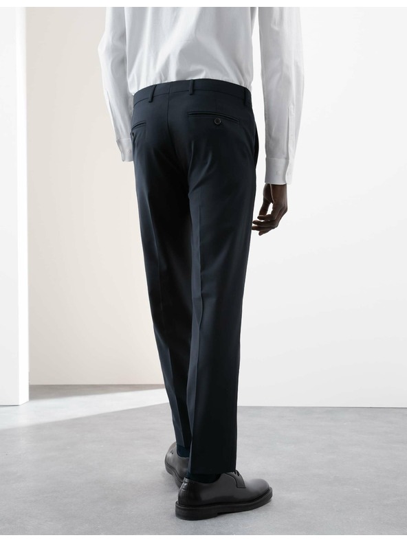 Marks & Spencer Rahlo zožene hlače iz mešanice volne Marks & Spencer