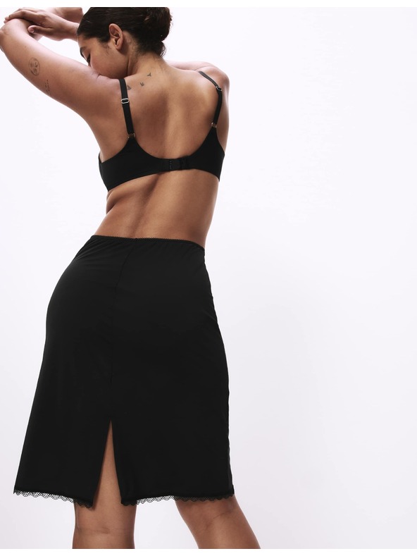 Marks & Spencer Spodnja krila s tehnologijo Cool Comfort™ (16"-29") Marks & Spencer črna