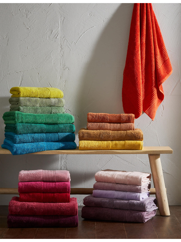 Marks & Spencer Luksuzna brisača iz egipčanske bombaže Marks & Spencer zelena