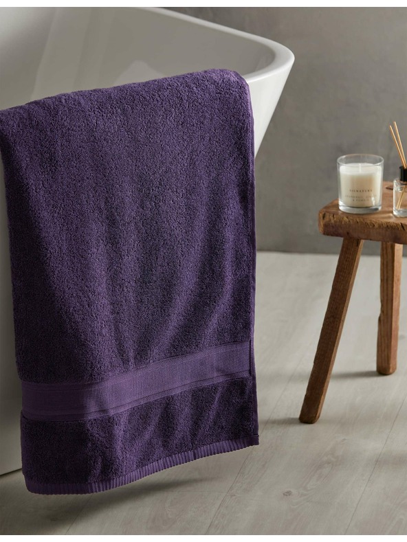 Marks & Spencer Ekstra mehka antibakterijska brisača iz čiste bombaže Marks & Spencer vijolična