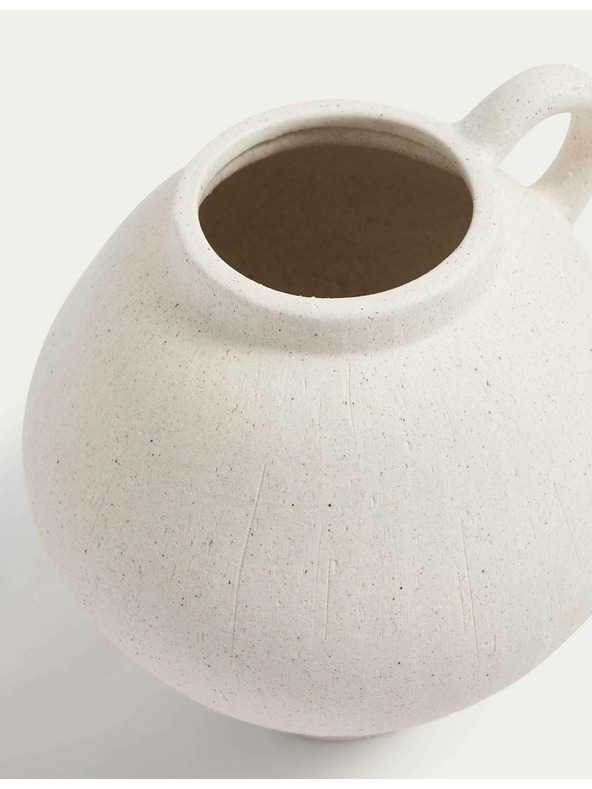 Marks & Spencer Majhna keramična vaza z oblikovano ročajem Marks & Spencer bela