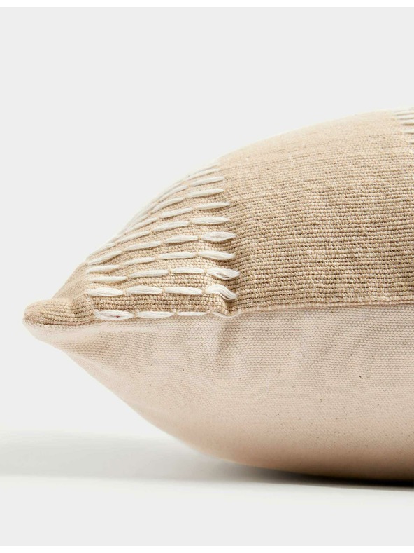 Marks & Spencer Vzglavnik z vezenino, iz čiste bombaže Marks & Spencer smetanova