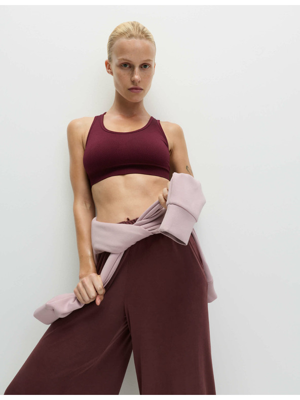 Marks & Spencer Srednje ojačana obojestransko brezšivna športna nedrček Marks & Spencer rdeča