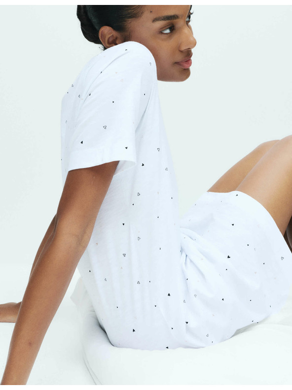 Marks & Spencer Nočna srajca iz čiste bombaže z otiskom Marks & Spencer bela