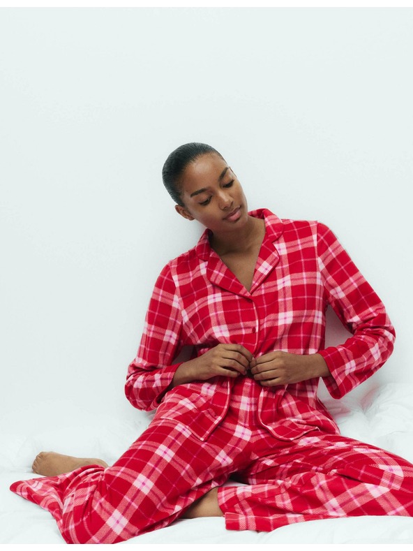 Marks & Spencer Flis pižama garnitura s potiskom Marks & Spencer rdeča