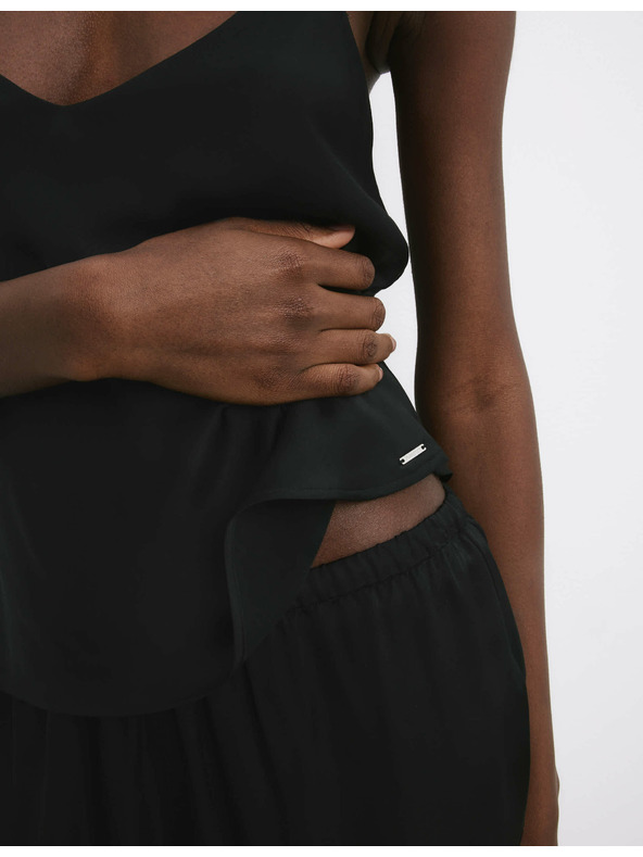 Marks & Spencer Satenast kratek komplet pižame z bluzo in kratkim topljenjem Marks & Spencer črna