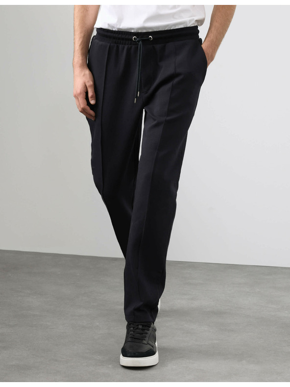 Marks & Spencer Ravne trenirke Pintuck z visokim deležem bombaža Marks & Spencer črna