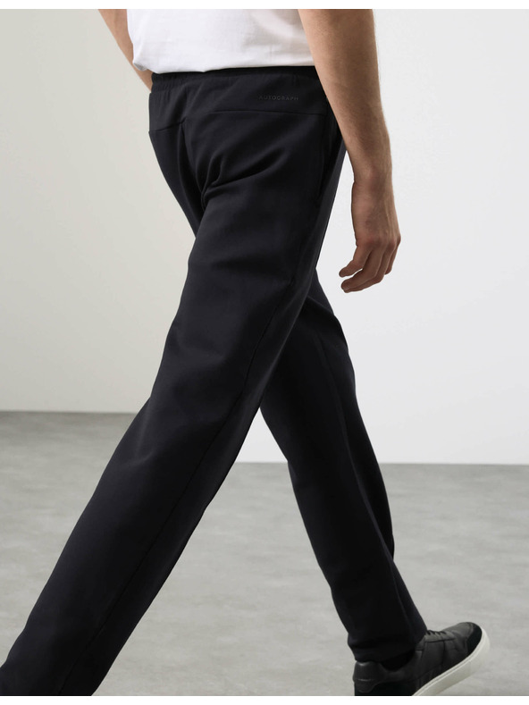 Marks & Spencer Ravne trenirke Pintuck z visokim deležem bombaža Marks & Spencer črna